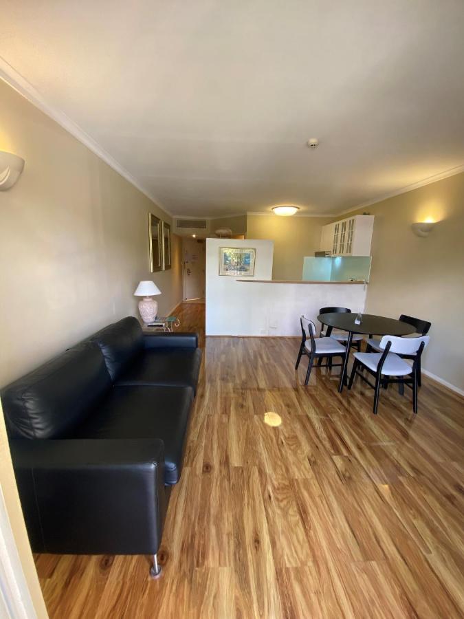 Il Palazzo Holiday Apartments Cairns Exterior foto