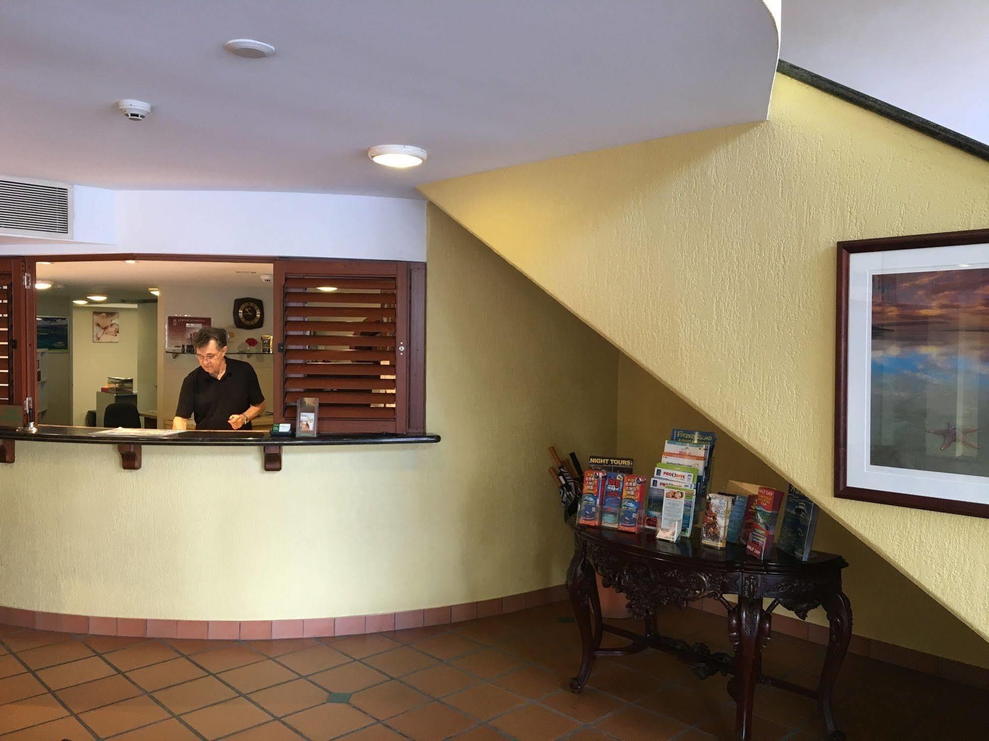 Il Palazzo Holiday Apartments Cairns Exterior foto